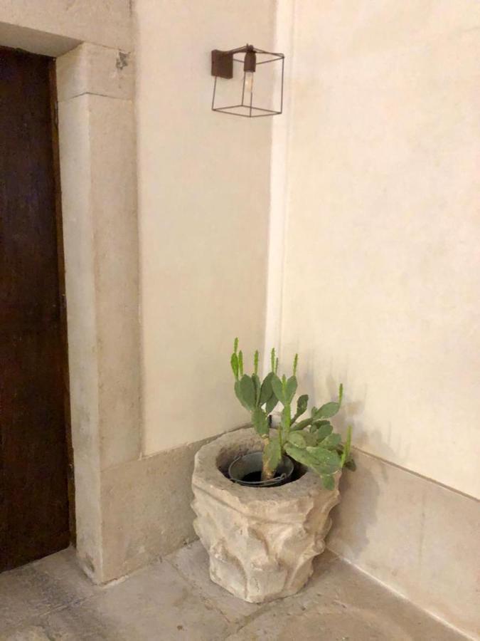 Palazzo Romanelli B&B Trani Luaran gambar